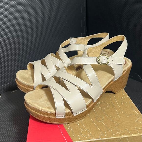 Dansko Stevie Sandal Ivory Leather Strappy Platform Women’s Size 40 US 9.5 - Picture 1 of 7
